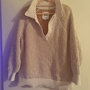 aerie Cream and White V-Neck Collared Knit Sweater
